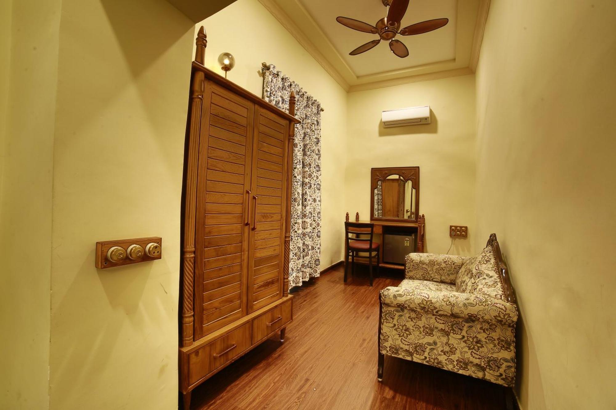 Briars Heritage Mount Abu Luaran gambar